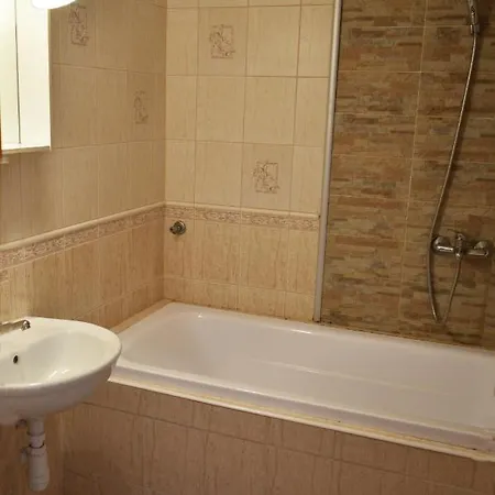 Lagom Apartman Gyula Zewnętrze zdjęcie
